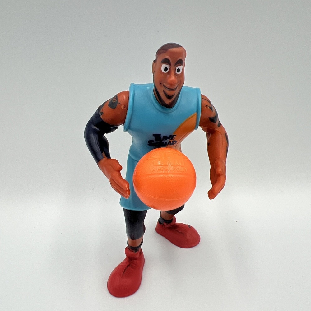 Space Jam Lebron James Tune Squad McDonald's 2020 Toy‎ Figure Basketball Bunny